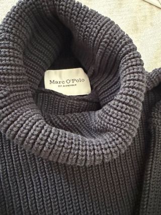 Jersey de cuello alto negro