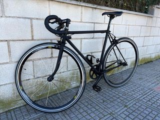 FIXIE Bicicleta Negra Mavic Cosmic