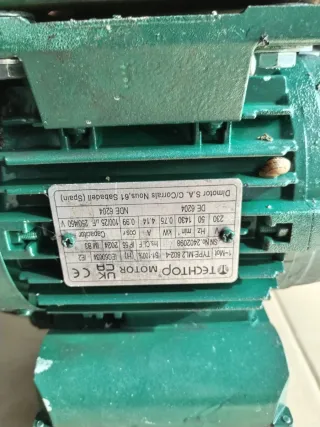 Bomba taca motor verde