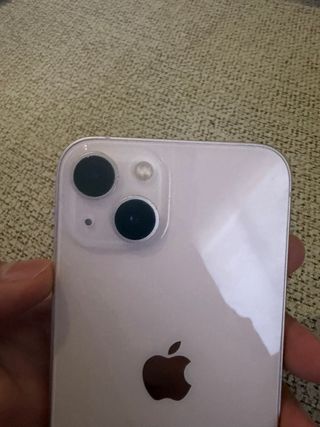 iPhone 13 Rosa con Funda Rosa Magnética