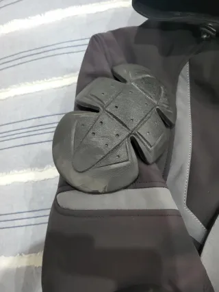 Chaqueta moto usada, marca SPIR'IT con protectores