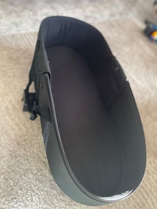 Capazo Yoyo Babyzen Rígido