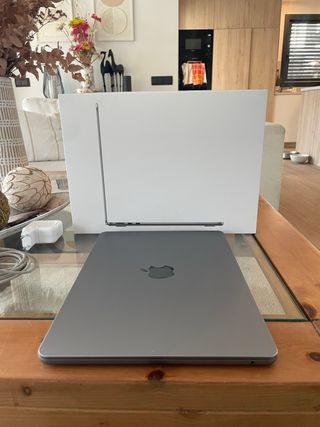 MacBook Air M2 2024 Gris/Plata