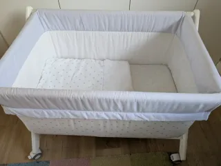 Minicuna con ruedas y colchón Ecuskids