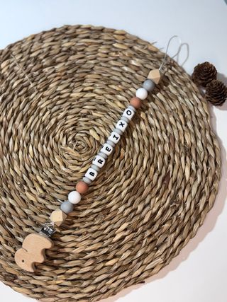 Chupetero personalizado con nombre