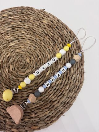 Chupetero personalizado con nombre