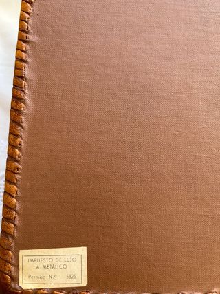 Caja antigua piel y madera decorada