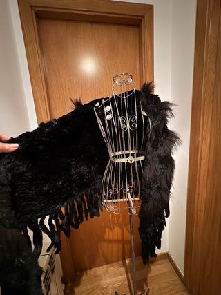 Poncho de Pelo Negro