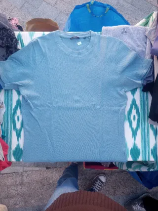 Lote 10 Camisetas de diferentes marcas y tallas