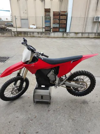 Stark Varg  Future Alpha 80cv Motocross eléctrica