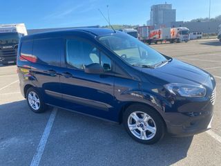 Ford Transit Courier 2022