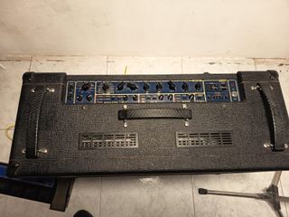 Amplificador Guitarra VOX Valvetronix AD120VT