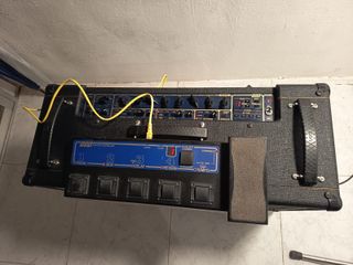 Amplificador Guitarra VOX Valvetronix AD120VT