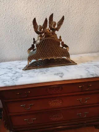 Reloj de Bronce Antiguo con Querubines