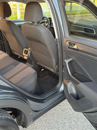 Volkswagen T-Roc 2023