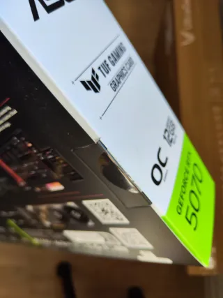 Tarjeta Gráfica ASUS TUF Gaming RTX 5070 12GB OC