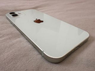 iPhone 12 Verde
