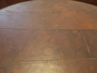 Sofá cama, mesa centro y alfombra