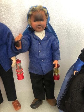 4 Muñecas Coleccionables