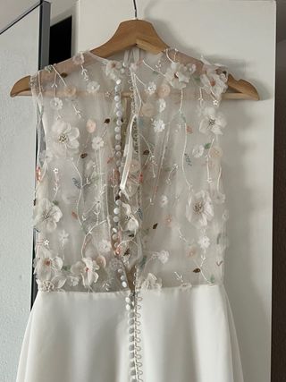 Vestido de Novia Sin Usar con Flores