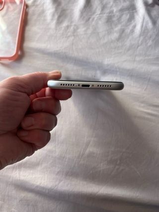 iPhone 11 bianco + accessori, batteria 100%