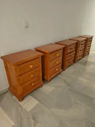 VENDO MUEBLES DE PINO DE DORMITORIOS