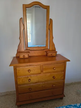VENDO MUEBLES DE PINO DE DORMITORIOS