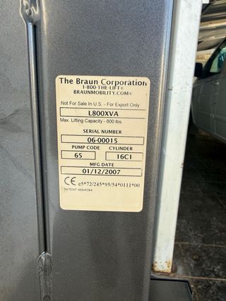 Elevadora  silla de ruedas de coches