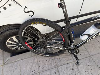 Bicicleta Scott Carbono esta casi sin uso