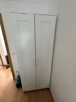 Armario blanco Ikea madera
