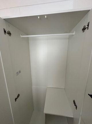 Armario blanco Ikea madera