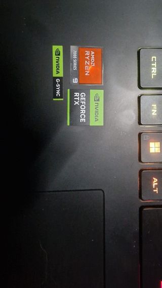 ASUS ROG Strix G733PY-LL002W