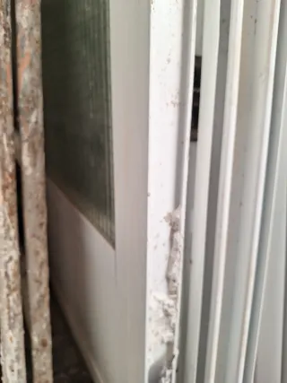 Puerta de aluminio con cristal