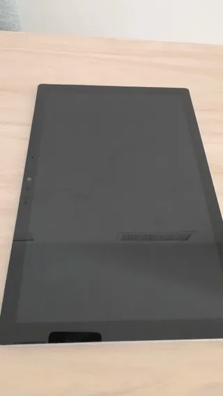 Microsoft Surface Pro 7 i5 8gb ram 256 ssd