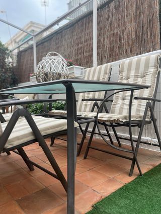 Mesa y 4 sillas de exterior,reclinables