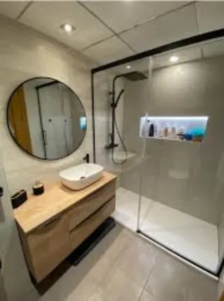 CONSTRUCCIÓN Y REFORMAS SERVICIOS