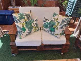 Banco de Palets con ruedas para poder moverlo