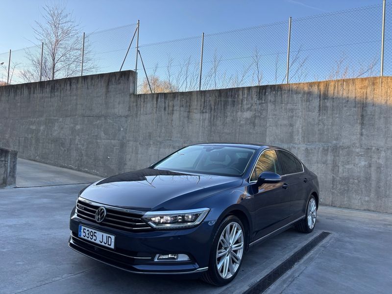 Volkswagen Passat 2.0 TDI BiT BMT Sport 4M DSG 2015