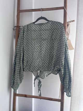 Camisa verde estampada