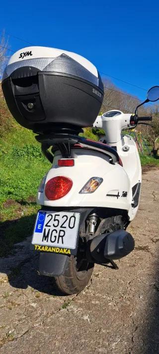 Moto Scooter 125cc Blanco