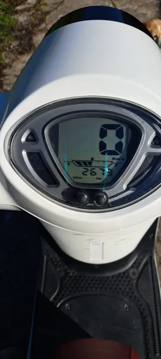 Moto Scooter 125cc Blanco