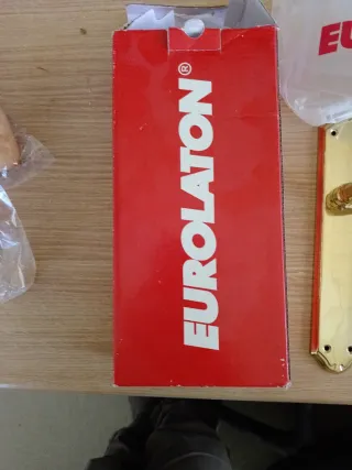 Manilla puerta entrada dorada