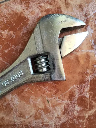 Llave ajustable 12 300mm