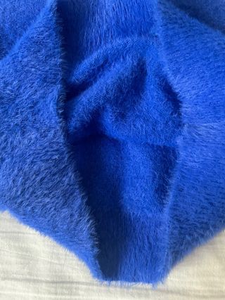 Jersey azul peludo