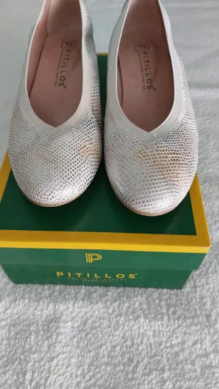 Salones Pitillos dorados y plateados