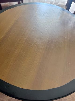 Mesa auxiliar redonda de madera