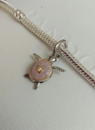 Pandora Charm Tortuga Viajera Rosa y Dorada