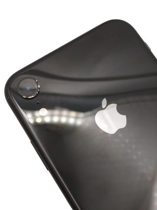 iPhone XR 64GB Nero batteria 86% - Pronta per nuove avventure