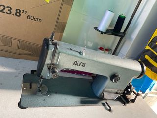 Máquina de coser industrial