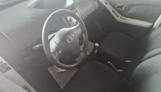 Toyota Yaris 2011